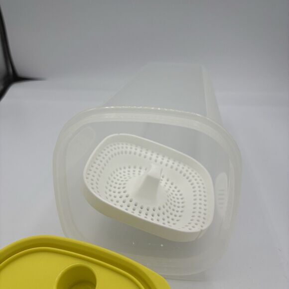 Tupperware Slim Line Pitcher 8 Cups 2 L w Yellow Lid‎ Jug Container Carafe F4 - Picture 9 of 10